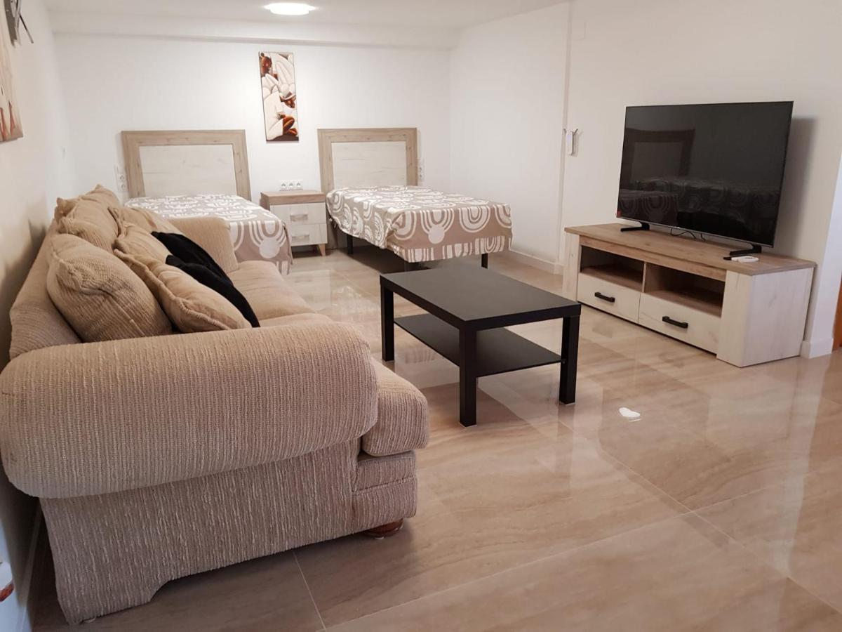 Deluxe Studio Athos 50 Mp Garden Patio Benalmadena Golf & Beach Exterior photo
